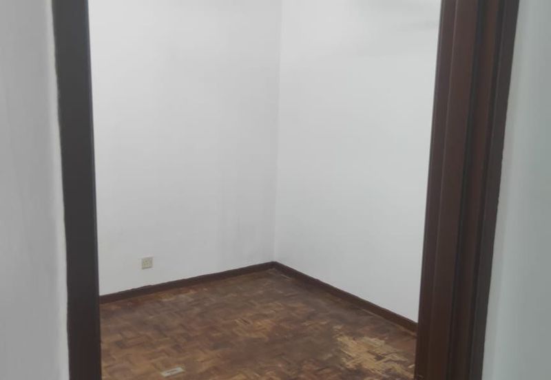 Apartment Jasmin Pinggiran Subang Perdana