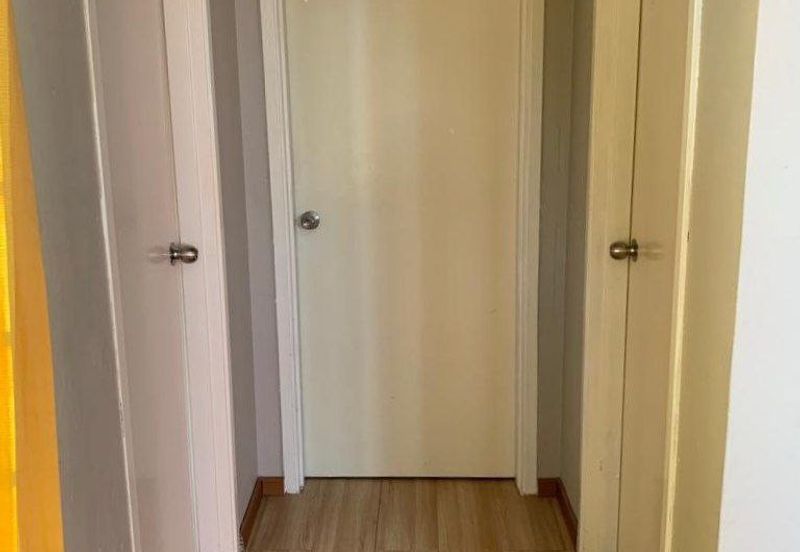 Iris Apartment, Taman Saujana Utama