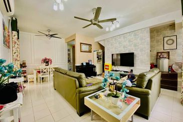 Double Storey Semi- Cluster Setia Impian, Setia Alam FOR SALE!