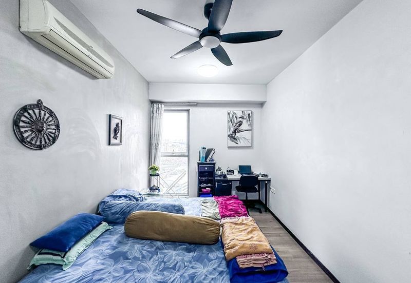  PJ8 Service Suite, Section 8 PJ (CENTER OF PJ) For Sale!