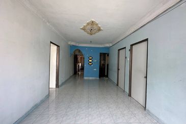 RENOVATED Apartment Sri Saujana Level 1 Bandar Saujana Putra SP 4, Bandar Saujana Putra 