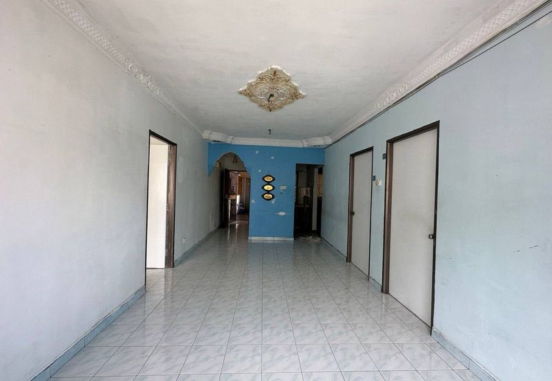 RENOVATED Apartment Sri Saujana Level 1 Bandar Saujana Putra SP 4, Bandar Saujana Putra 