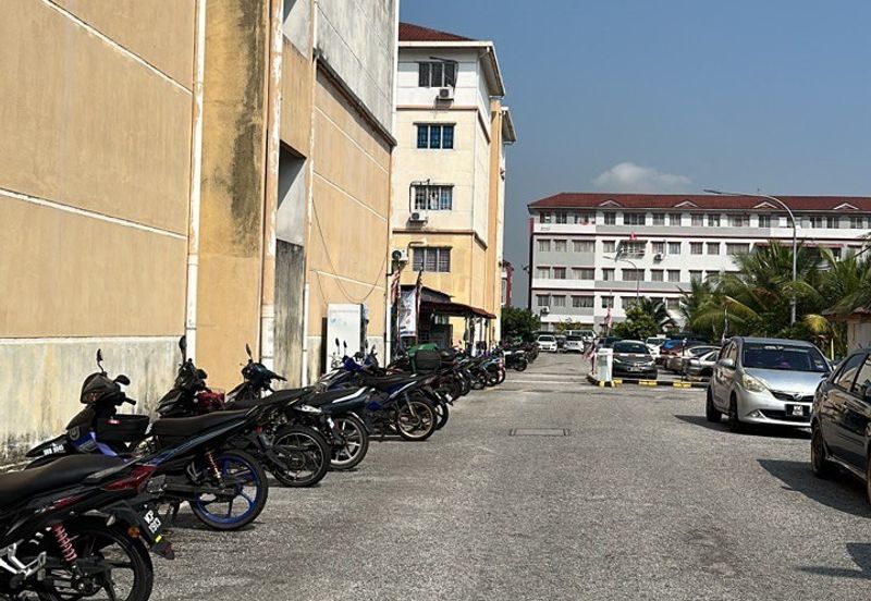 RENOVATED Apartment Sri Saujana Level 1 Bandar Saujana Putra SP 4, Bandar Saujana Putra 