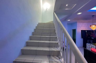 SEMI-D Cluster 2-storey house, Bandar Saujana Putra 