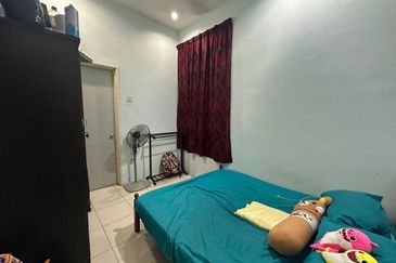 SEMI-D Cluster 2-storey house, Bandar Saujana Putra 