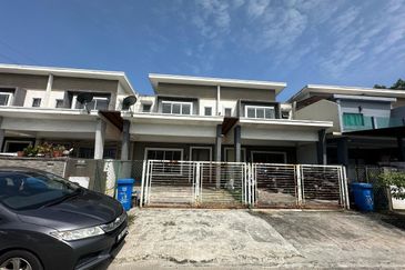 Taman Laman Desa, Desa Latania