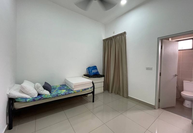 Biggest Land! New Completed 2 Storey Terrace (type Aria) Alam Impian, Shah Alam