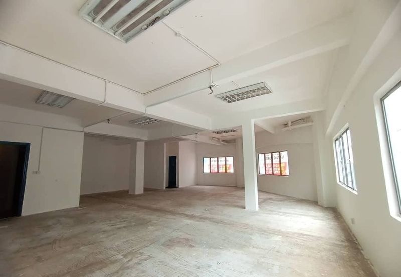 CORNER Shoplot Medan Puteri @ Bandar Tasik Puteri, Rawang 