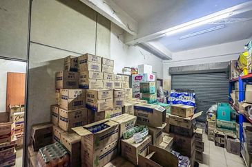 FOR SALE! Groundfloor Shoplot Taman Bahtera, Tanjung Malim SELANGOR