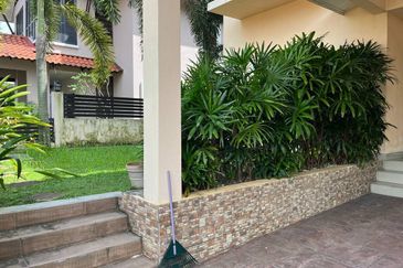 USJ Avenue @ USJ Heights