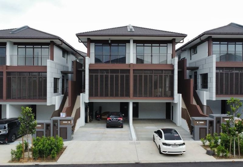 3 Storey Terrace House The Mulia Residences, Cyberjaya