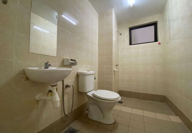 Puri Aiyu Condominium, Seksyen 22, Shah Alam For Sale!