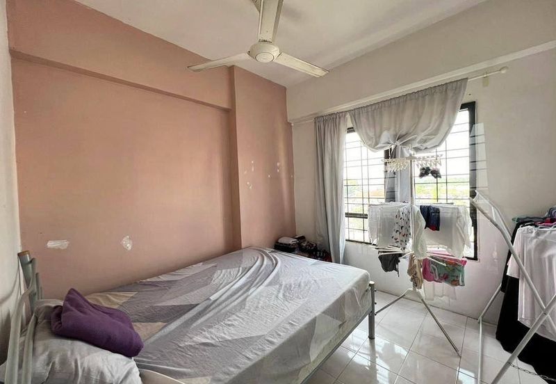 Vista Millennium Condominiums