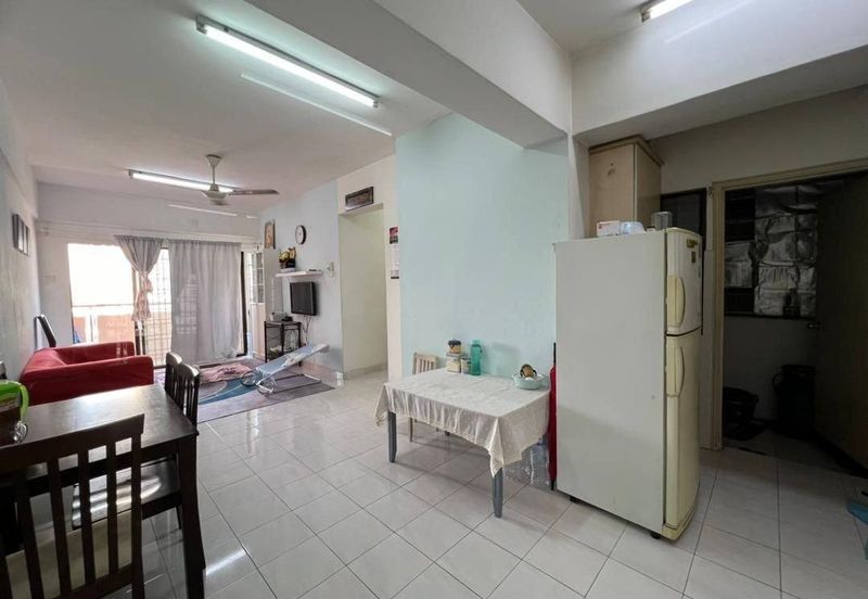 Vista Millennium Condominiums