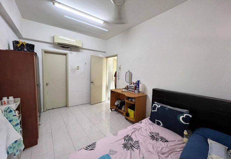 Vista Millennium Condominiums