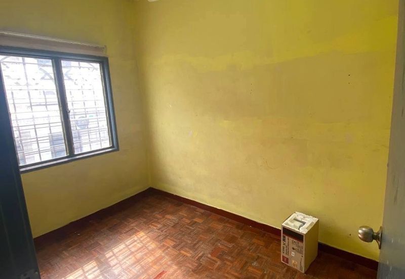 Lorong Cakera Purnama 12/27