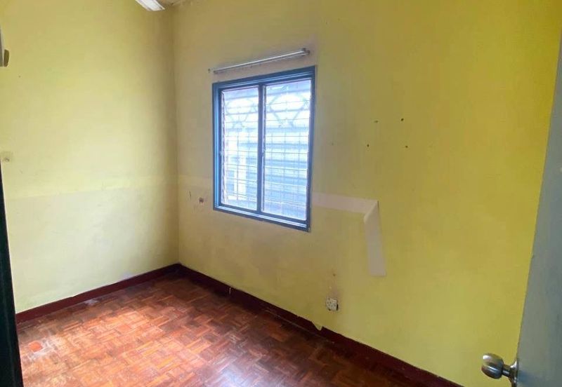 Lorong Cakera Purnama 12/27