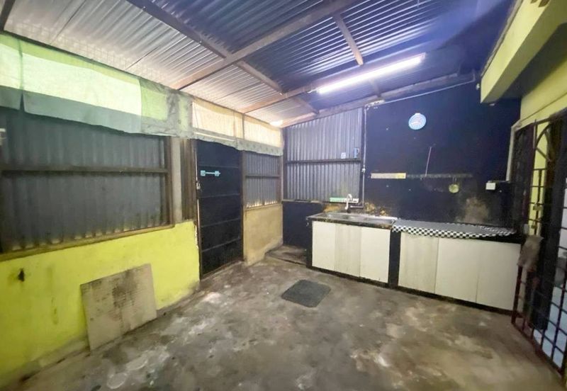 Lorong Cakera Purnama 12/27