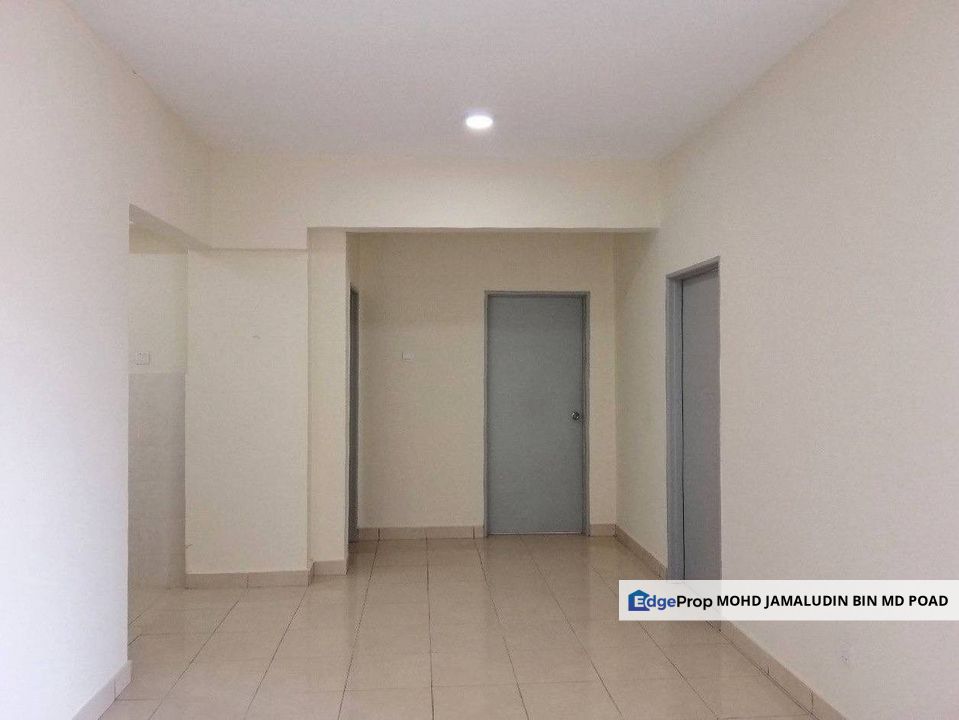 WELL MAINTAINED & GOOD FOR INVESTMENT Suria Tropika Apartment Seri Kembangan For Sale!, Selangor, Serdang