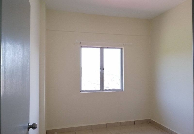 Suria Tropika Apartment