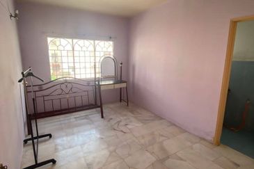 VACANT & WELL KEPT UNIT Kasuarina Salju Apartment, Bandar Puncak Alam for Sale!