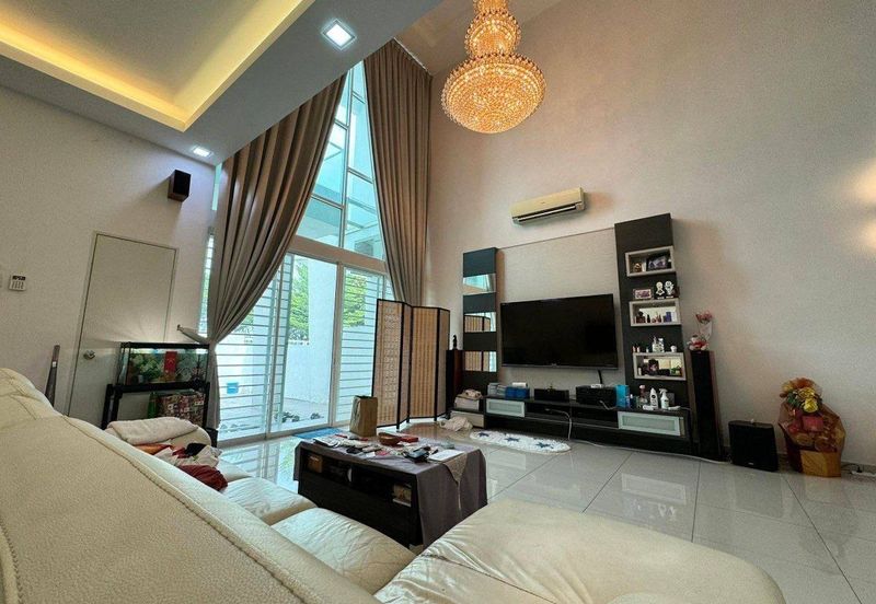 SUPERLINK WITH 24 FT HIGH CEILING 3-Storey Desa Park Serdang @ Bukit Serdang Seri Kembangan FOR SALE!