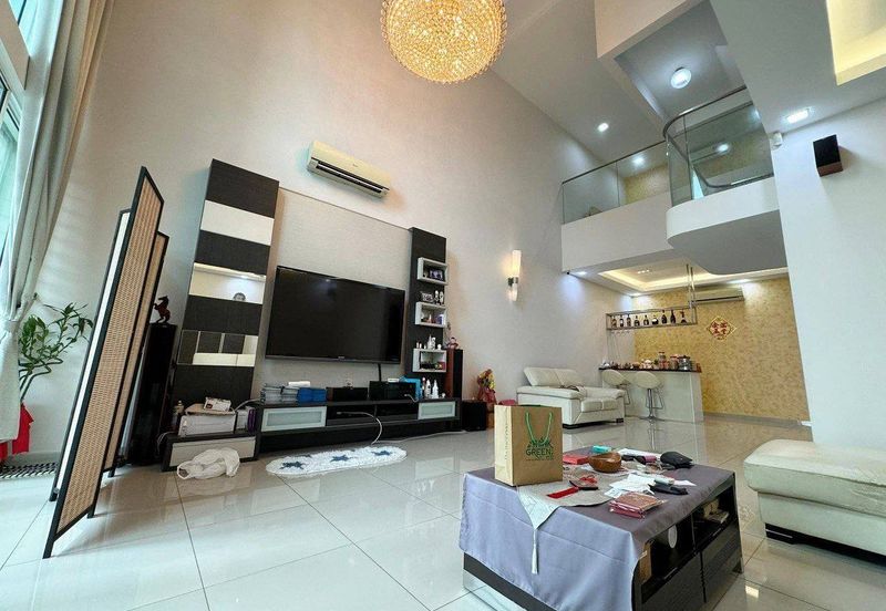 SUPERLINK WITH 24 FT HIGH CEILING 3-Storey Desa Park Serdang @ Bukit Serdang Seri Kembangan FOR SALE!