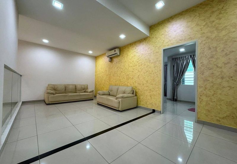 SUPERLINK WITH 24 FT HIGH CEILING 3-Storey Desa Park Serdang @ Bukit Serdang Seri Kembangan FOR SALE!