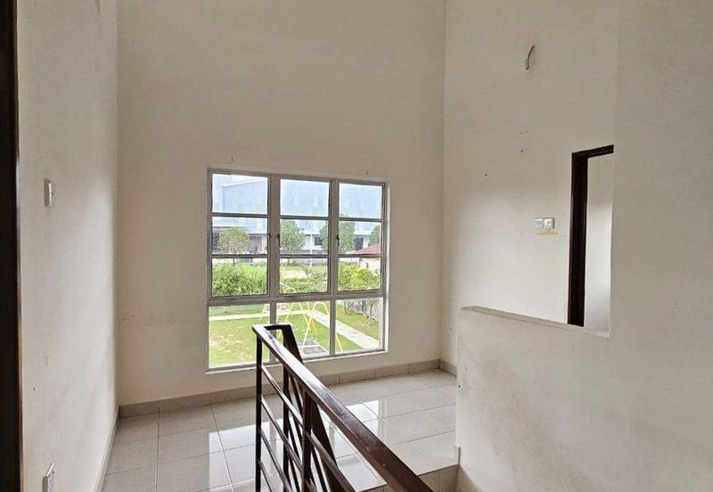 Taman Aqili, Bukit Naga