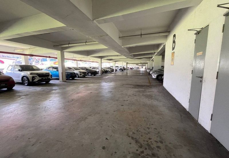 Ostia Bangi Business Avenue