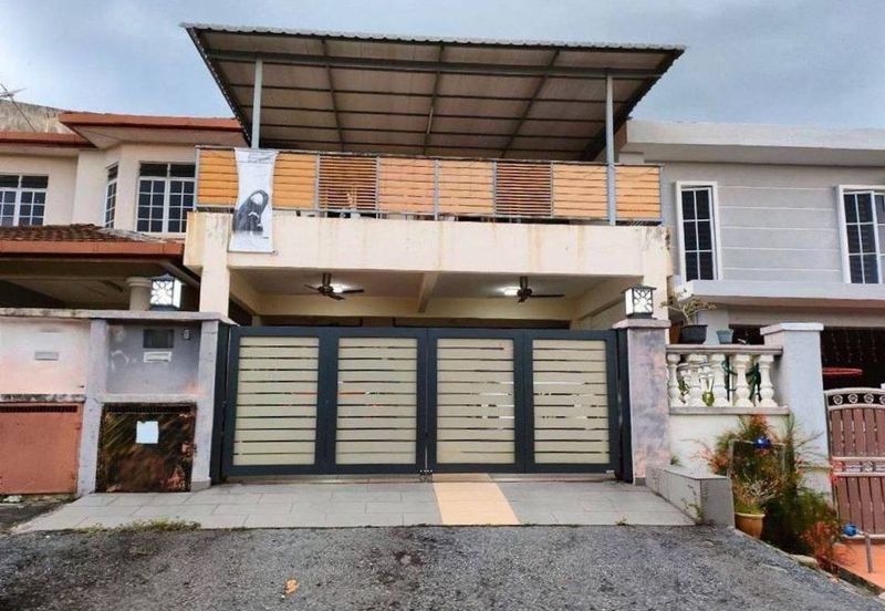 Taman Mawar, Bandar Baru Salak Tinggi