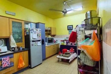 Taman Mawar, Bandar Baru Salak Tinggi