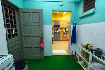 Taman Mawar, Bandar Baru Salak Tinggi