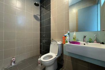 EXCLUSIVE OFFER❗️EXCELLENT LUXURY UNIT with SOPHISTICATED DESIGN . 2.5 Storey Bungalow Danau Mutiara @ Presint 16 Putrajaya FOR SALE!