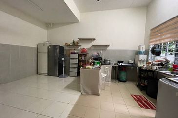 Corner Lot Single Storey Semi D Jalan Punai For Sale