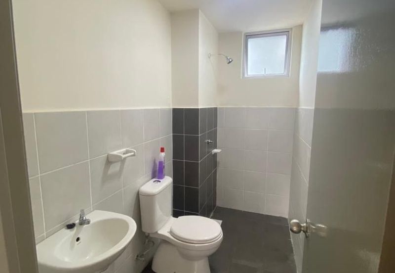 CORNER LOT & NICE VIEW Melodi Perdana Apartment @ LBS Alam Perdana, Puncak Alam For Sale!