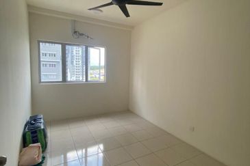 CORNER LOT & NICE VIEW Melodi Perdana Apartment @ LBS Alam Perdana, Puncak Alam For Sale!