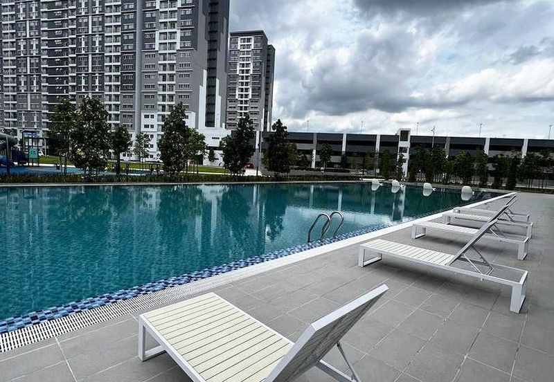 CORNER LOT & NICE VIEW Melodi Perdana Apartment @ LBS Alam Perdana, Puncak Alam For Sale!