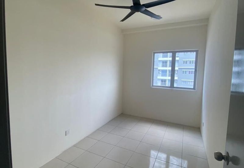 CORNER LOT & NICE VIEW Melodi Perdana Apartment @ LBS Alam Perdana, Puncak Alam For Sale!