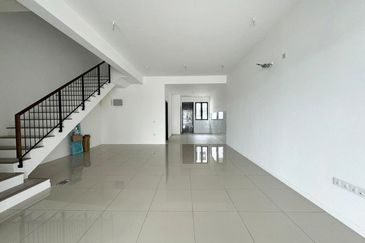 OPEN VIEW & BRAND NEW UNIT ‼️ Double Storey Nadira Bandar Bukit Raja, Klang For Sale!