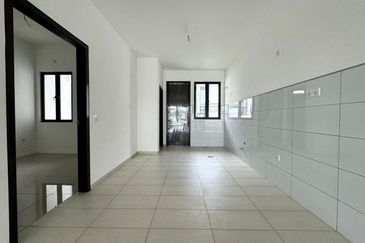 OPEN VIEW & BRAND NEW UNIT ‼️ Double Storey Nadira Bandar Bukit Raja, Klang For Sale!