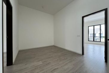 OPEN VIEW & BRAND NEW UNIT ‼️ Double Storey Nadira Bandar Bukit Raja, Klang For Sale!