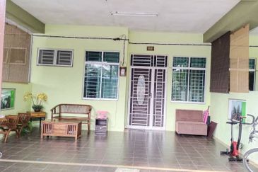 Facing Open Single Storey Taman Seri Pertam, Merlimau, Melaka