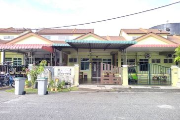 Facing Open Single Storey Taman Seri Pertam, Merlimau, Melaka