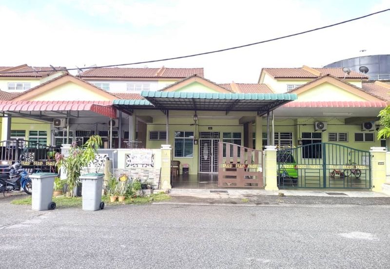 Facing Open Single Storey Taman Seri Pertam, Merlimau, Melaka