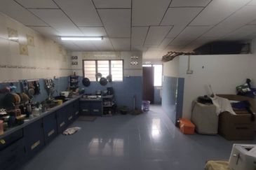 FULLY RENOVATED FULLY TILES BELOW MARKET VALUE  Taman Gurun Jaya, Gurun