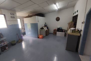 FULLY RENOVATED FULLY TILES BELOW MARKET VALUE  Taman Gurun Jaya, Gurun