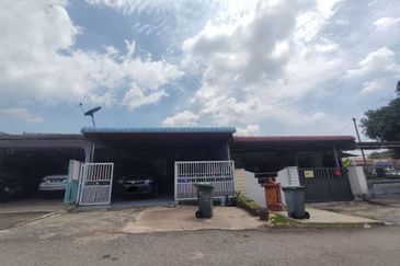 FULLY RENOVATED FULLY TILES BELOW MARKET VALUE  Taman Gurun Jaya, Gurun