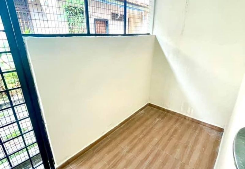 DOUBLE STOREY TERRACE HOUSE (OPEN TITLE) TAMAN BAHAU, BAHAU, N.SEMBILAN