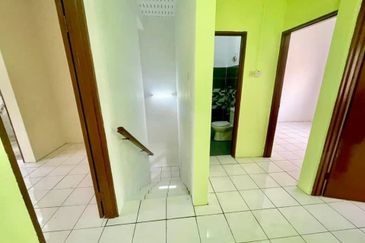 DOUBLE STOREY TERRACE HOUSE (OPEN TITLE) TAMAN BAHAU, BAHAU, N.SEMBILAN